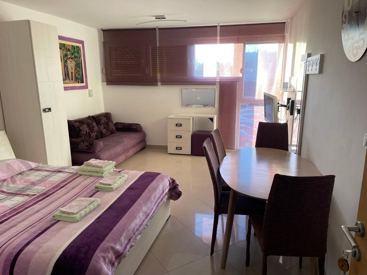 Luxury Town Center Apartments Zadar Bagian luar foto