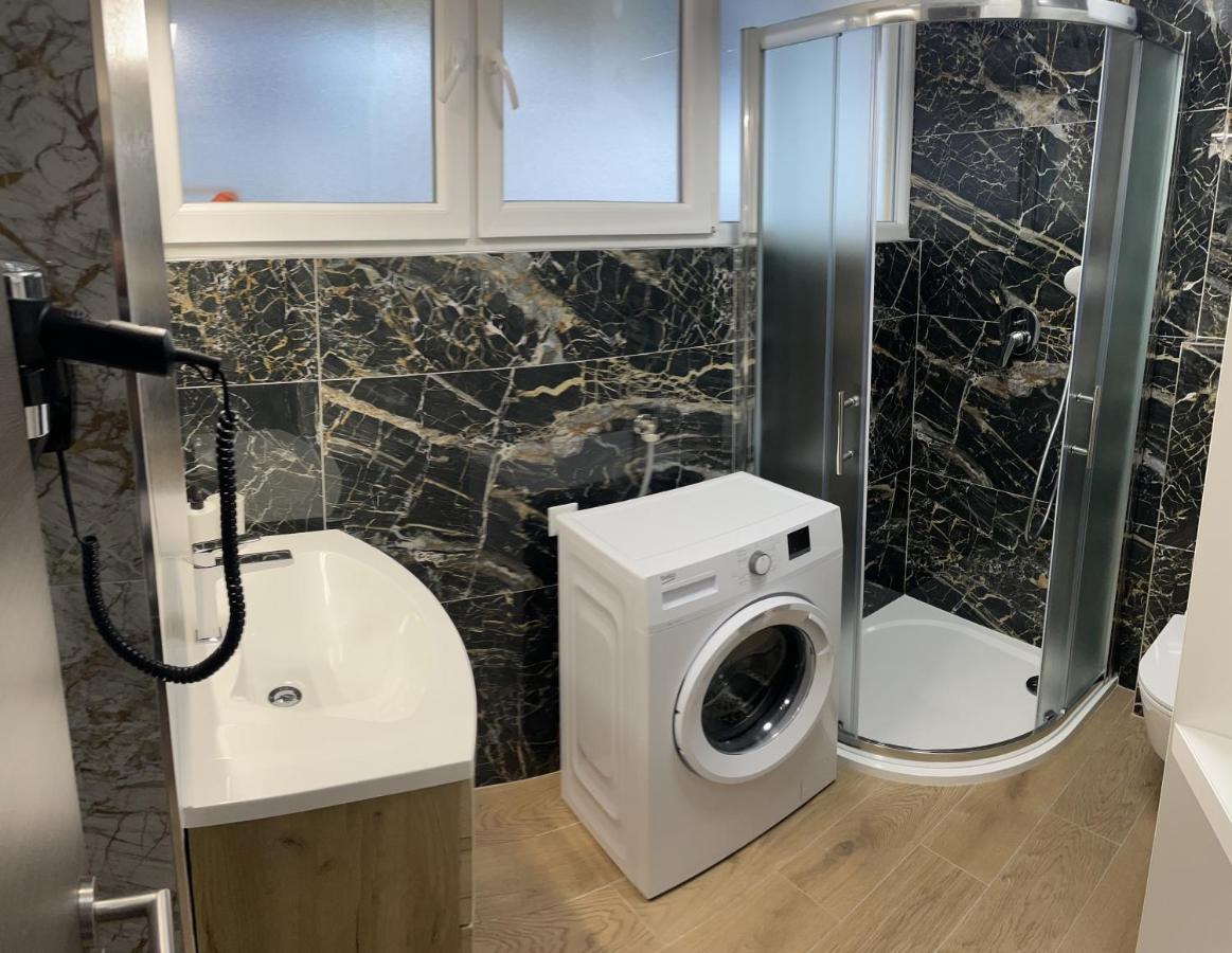 Luxury Town Center Apartments Zadar Bagian luar foto
